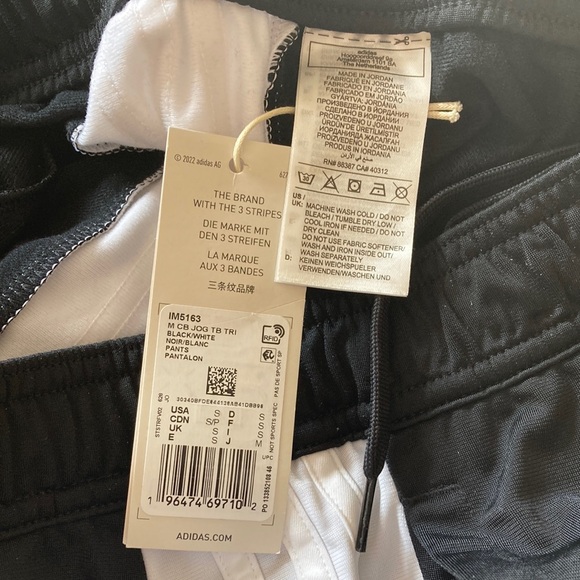 Adidas Essentials Joggers - BNWT, small - Picture 8 of 9